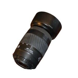 Minolta 70mm To 210mm Zoom Lens QTsi Auto Focus With Lens Hood